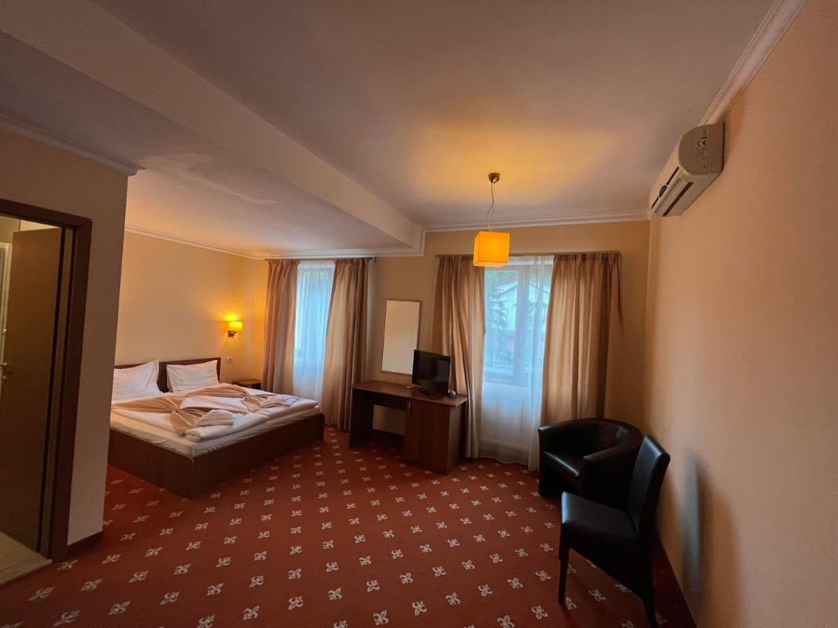 Geoagiu Băi Hotel Termal מראה חיצוני תמונה