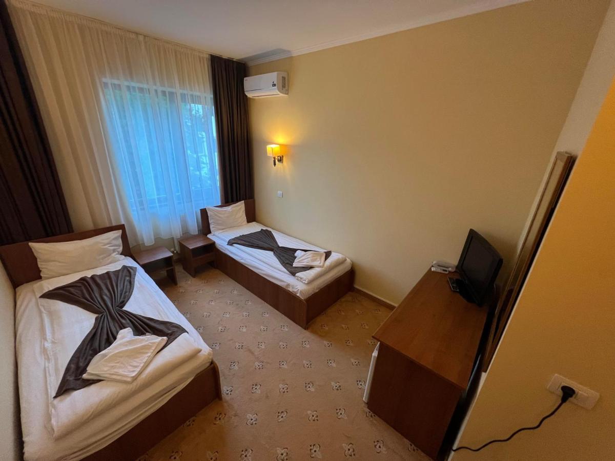 Geoagiu Băi Hotel Termal מראה חיצוני תמונה