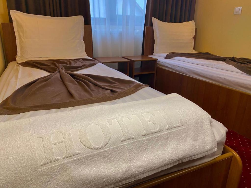Geoagiu Băi Hotel Termal מראה חיצוני תמונה